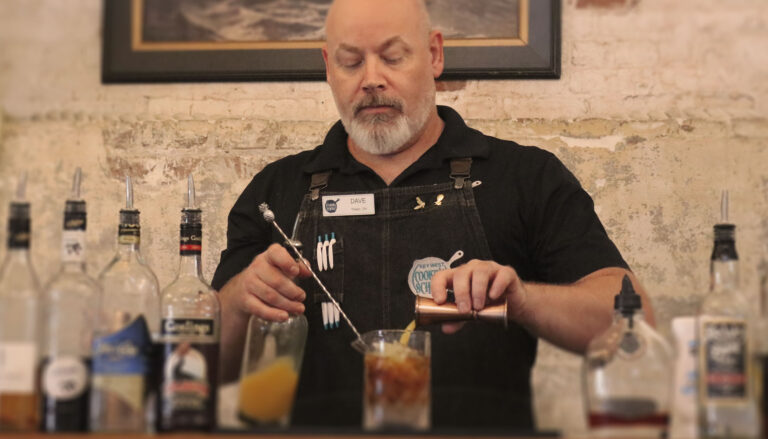 cocktail class at bar 1